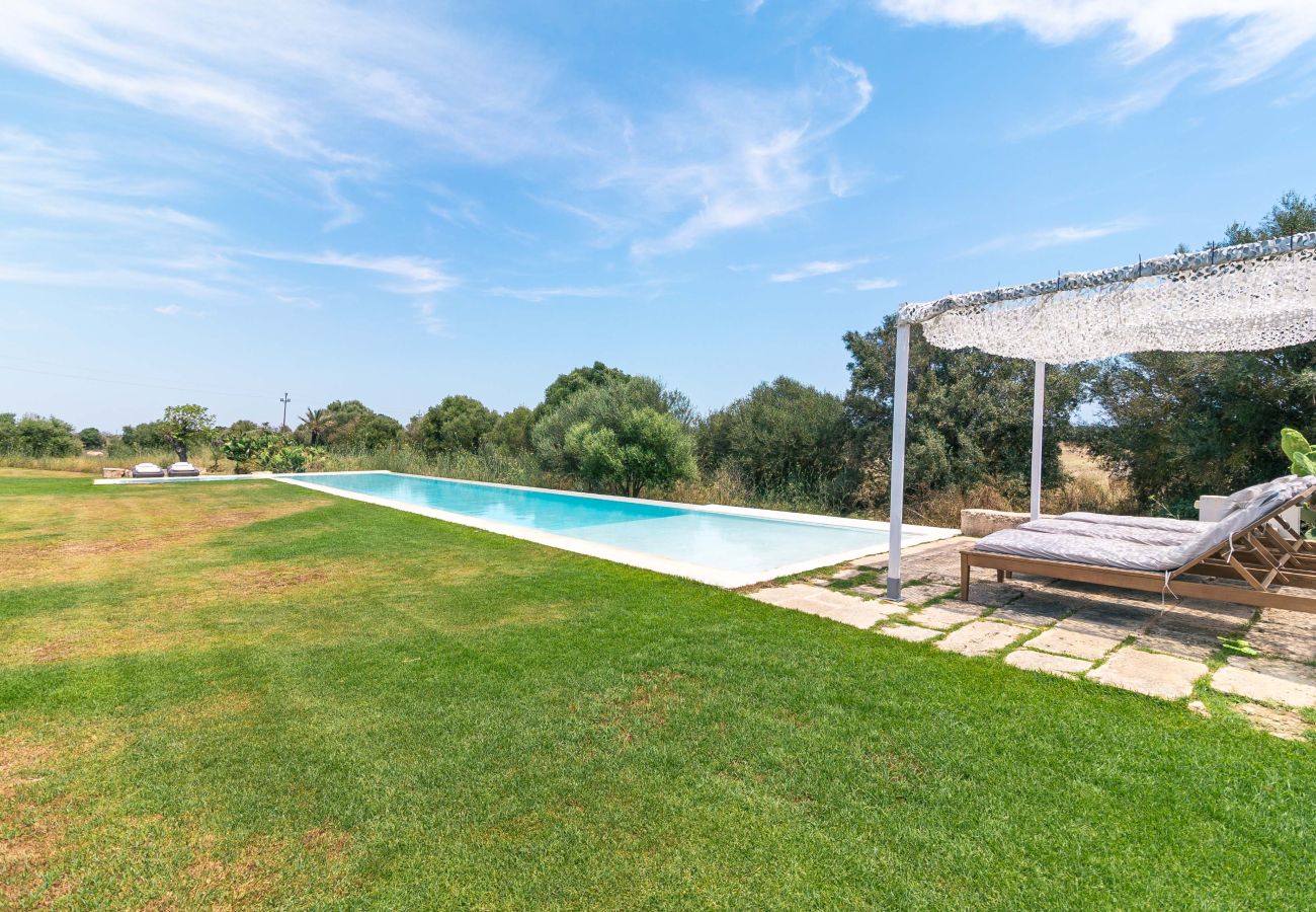 Finca en Campos - Son Coranta casa vacacional con estilo rústico y piscina en un entorno tranquilo y natural en Campos