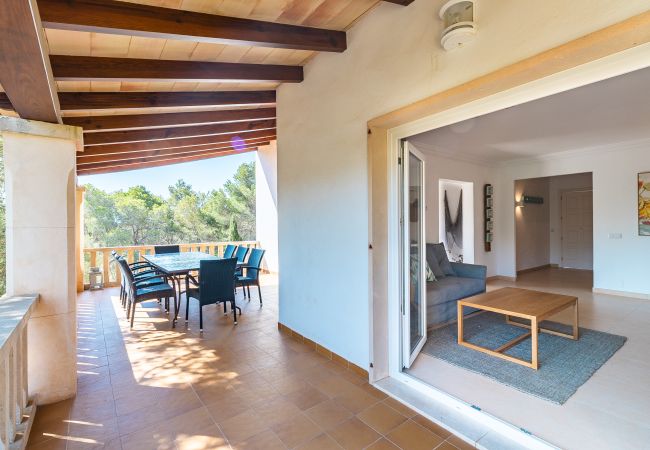 Villa en Cala Santanyi - Villa Escaletas casa vacacional a solo 600 m de la playa de Cala Santanyí con piscina y aire acondicionado Villa en Cala Santanyi - Villa Escaletas casa vacacional a solo 600 m de la playa de Cala Santanyí con piscina y aire acondicionado