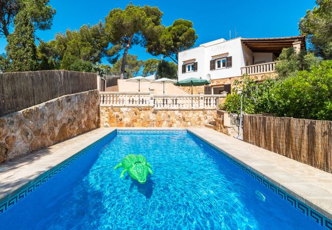 Villa en Cala Santanyi - Villa Escaletas casa vacacional a solo 600 m de la playa de Cala Santanyí con piscina y aire acondicionado Villa en Cala Santanyi - Villa Escaletas casa vacacional a solo 600 m de la playa de Cala Santanyí con piscina y aire acondicionado