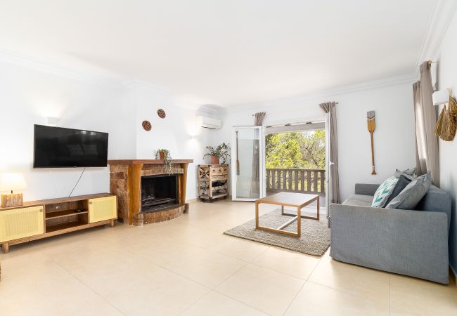 Villa en Cala Santanyi - Villa Escaletas casa vacacional a solo 600 m de la playa de Cala Santanyí con piscina y aire acondicionado Villa en Cala Santanyi - Villa Escaletas casa vacacional a solo 600 m de la playa de Cala Santanyí con piscina y aire acondicionado
