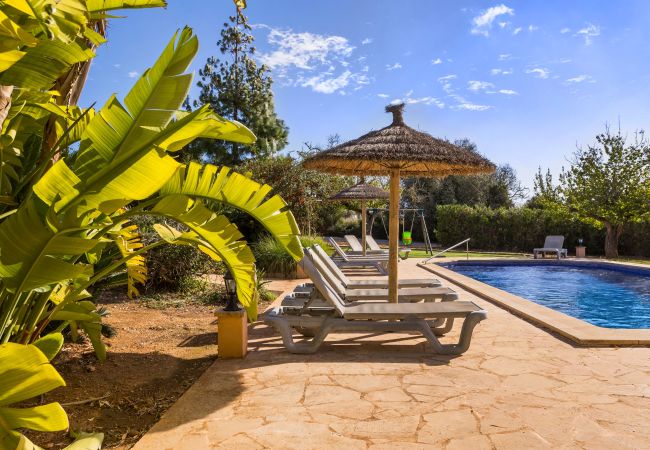 Finca en Cas Concos - Finca Son Peris casa vacacional idílica con piscina y vistas panorámicas en Cas Concos Finca en Cas Concos - Finca Son Peris casa vacacional idílica con piscina y vistas panorámicas en Cas Concos