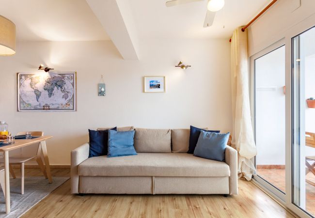 Apartamento en Portocolom - La Ola Beach House alojamiento vacacional junto al mar con piscina comunitaria en Porto Colom Apartamento en Portocolom - La Ola Beach House alojamiento vacacional junto al mar con piscina comunitaria en Porto Colom