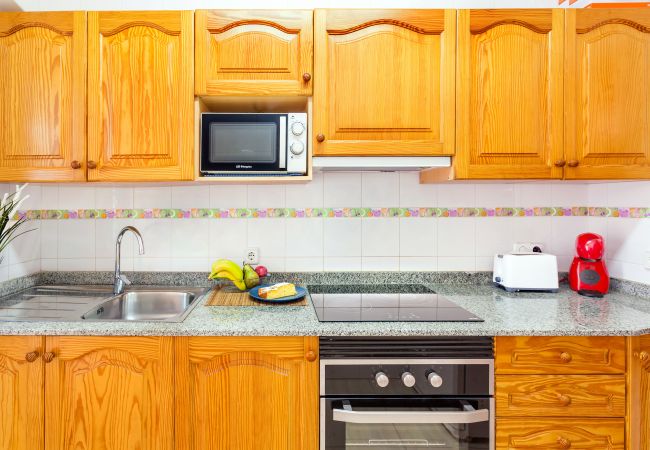 Apartamento en Portocolom - La Ola Beach House alojamiento vacacional junto al mar con piscina comunitaria en Porto Colom Apartamento en Portocolom - La Ola Beach House alojamiento vacacional junto al mar con piscina comunitaria en Porto Colom