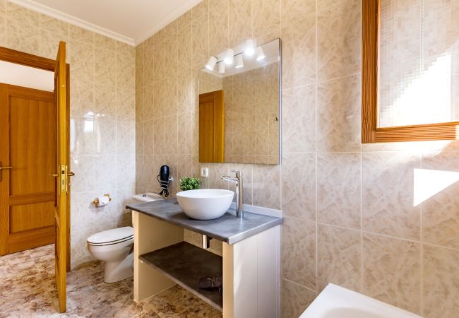 Casa en Porto Petro - Casa Far alojamiento de vacaciones luminoso y acogedor con piscina en Porto Petro Casa en Porto Petro - Casa Far alojamiento de vacaciones luminoso y acogedor con piscina en Porto Petro