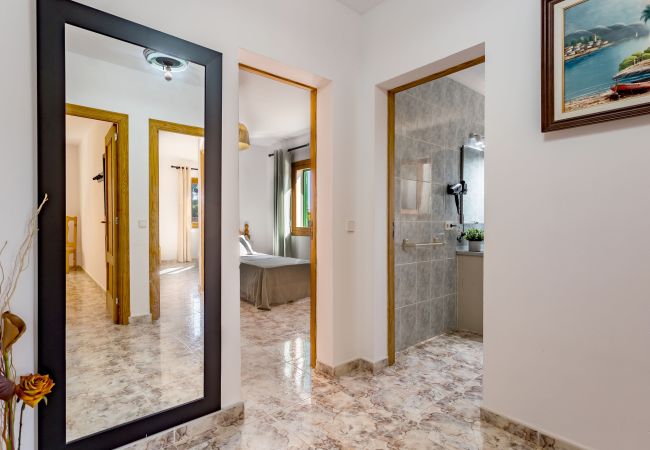 Casa en Porto Petro - Casa Far alojamiento de vacaciones luminoso y acogedor con piscina en Porto Petro Casa en Porto Petro - Casa Far alojamiento de vacaciones luminoso y acogedor con piscina en Porto Petro
