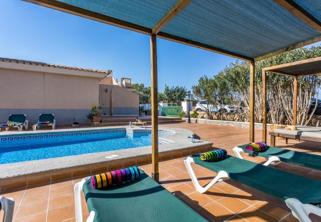 Casa en Porto Petro - Casa Far alojamiento de vacaciones luminoso y acogedor con piscina en Porto Petro Casa en Porto Petro - Casa Far alojamiento de vacaciones luminoso y acogedor con piscina en Porto Petro
