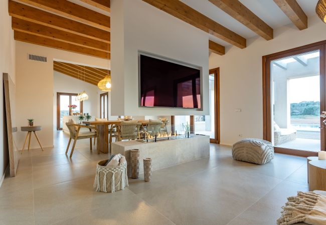 Villa en Ses Salines - Casa Sa Cisterna casa amplia y moderna para alquiler mensual en una zona tranquila a las afueras de Ses Salines en el sureste de Mallorca Villa en Ses Salines - Casa Sa Cisterna casa amplia y moderna para alquiler mensual en una zona tranquila a las afueras de Ses Salines en el sureste de Mallorca