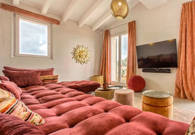 Villa en Santanyi - El Torre Villa de lujo con piscina privada, disponible para estancias mensuales en Santanyi Villa en Santanyi - El Torre Villa de lujo con piscina privada, disponible para estancias mensuales en Santanyi