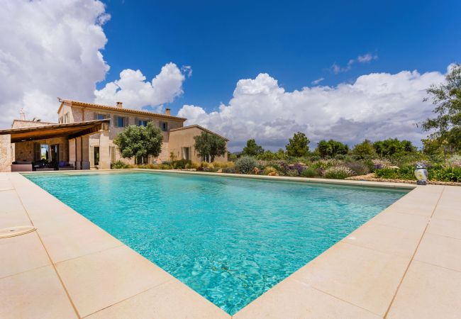 Villa en Santanyi - El Torre Villa de lujo con piscina privada, disponible para estancias mensuales en Santanyi Villa en Santanyi - El Torre Villa de lujo con piscina privada, disponible para estancias mensuales en Santanyi