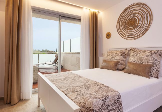Casa en Palma  - Rainbow Home Mallorca casa vacacional espaciosa con piscina cerca de Palma para hasta 14 huéspedes Casa en Palma  - Rainbow Home Mallorca casa vacacional espaciosa con piscina cerca de Palma para hasta 14 huéspedes
