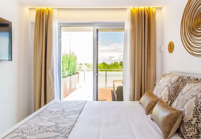 Casa en Palma  - Rainbow Home Mallorca casa vacacional espaciosa con piscina cerca de Palma para hasta 14 huéspedes Casa en Palma  - Rainbow Home Mallorca casa vacacional espaciosa con piscina cerca de Palma para hasta 14 huéspedes