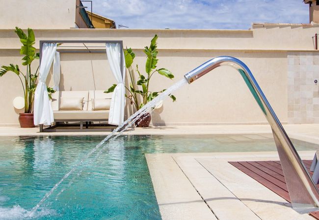 Casa en Palma  - Rainbow Home Mallorca casa vacacional espaciosa con piscina cerca de Palma para hasta 14 huéspedes Casa en Palma  - Rainbow Home Mallorca casa vacacional espaciosa con piscina cerca de Palma para hasta 14 huéspedes
