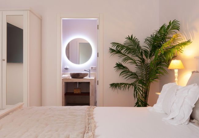 Casa en Palma  - Rainbow Home Mallorca casa vacacional espaciosa con piscina cerca de Palma para hasta 14 huéspedes Casa en Palma  - Rainbow Home Mallorca casa vacacional espaciosa con piscina cerca de Palma para hasta 14 huéspedes
