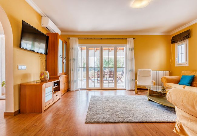 Casa en Cala d'Or - Casa Ferrera vacaciones en un acogedor alojamiento con piscina privada a poca distancia de Cala Ferrera Casa en Cala d'Or - Casa Ferrera vacaciones en un acogedor alojamiento con piscina privada a poca distancia de Cala Ferrera