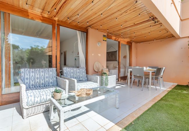 Apartamento en Son Servera - Apartamento en planta baja en Port Verd con jardín y piscina comunitaria disponible para alquiler mensual Apartamento en Son Servera - Apartamento en planta baja en Port Verd con jardín y piscina comunitaria disponible para alquiler mensual