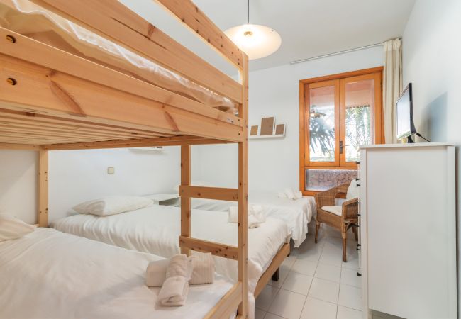 Apartamento en Son Servera - Apartamento en planta baja en Port Verd con jardín y piscina comunitaria disponible para alquiler mensual Apartamento en Son Servera - Apartamento en planta baja en Port Verd con jardín y piscina comunitaria disponible para alquiler mensual