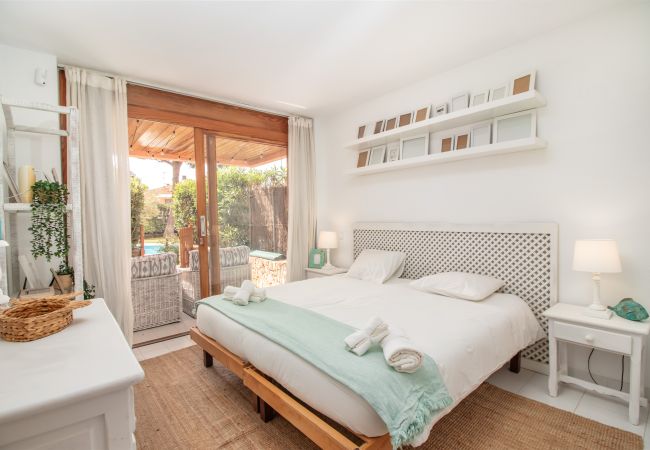 Apartamento en Son Servera - Apartamento en planta baja en Port Verd con jardín y piscina comunitaria disponible para alquiler mensual Apartamento en Son Servera - Apartamento en planta baja en Port Verd con jardín y piscina comunitaria disponible para alquiler mensual