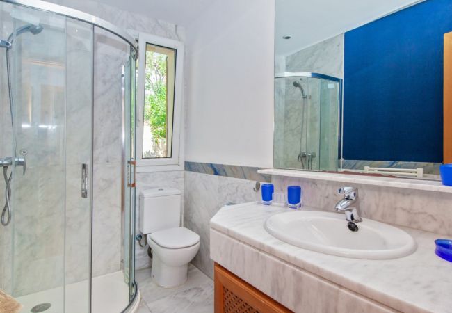 Casa en Bendinat  - Sunset Cove Bendinat Casa de vacaciones en Bendinat con vistas al mar para 8 personas  Casa en Bendinat  - Sunset Cove Bendinat Casa de vacaciones en Bendinat con vistas al mar para 8 personas