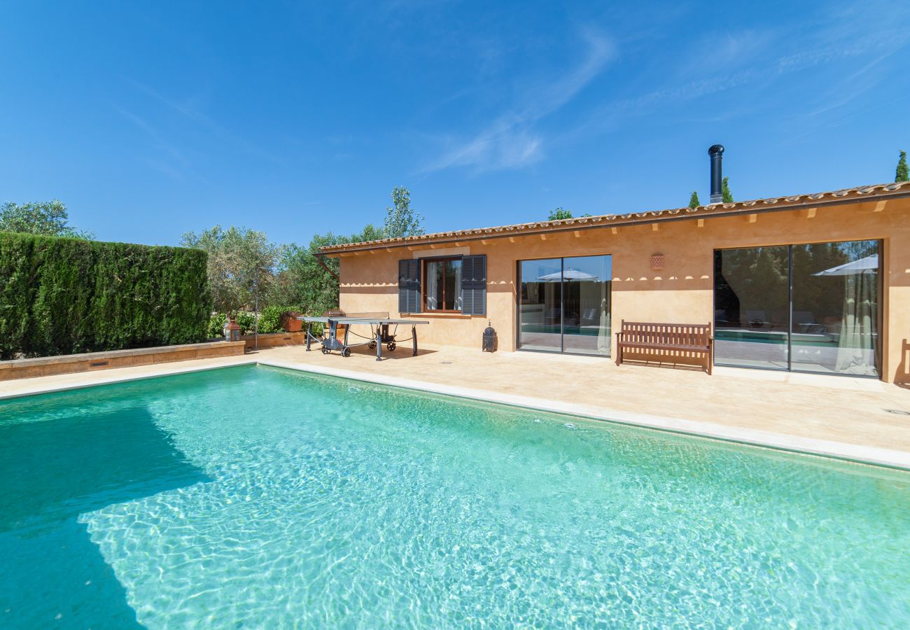 Casa en Campos - Casa de vacaciones Can Riera Elegante alojamiento con piscina para 12 personas cerca de la playa de Es Trenc