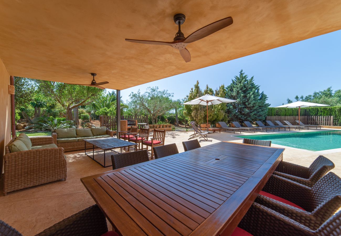 Casa en Campos - Casa de vacaciones Can Riera Elegante alojamiento con piscina para 12 personas cerca de la playa de Es Trenc