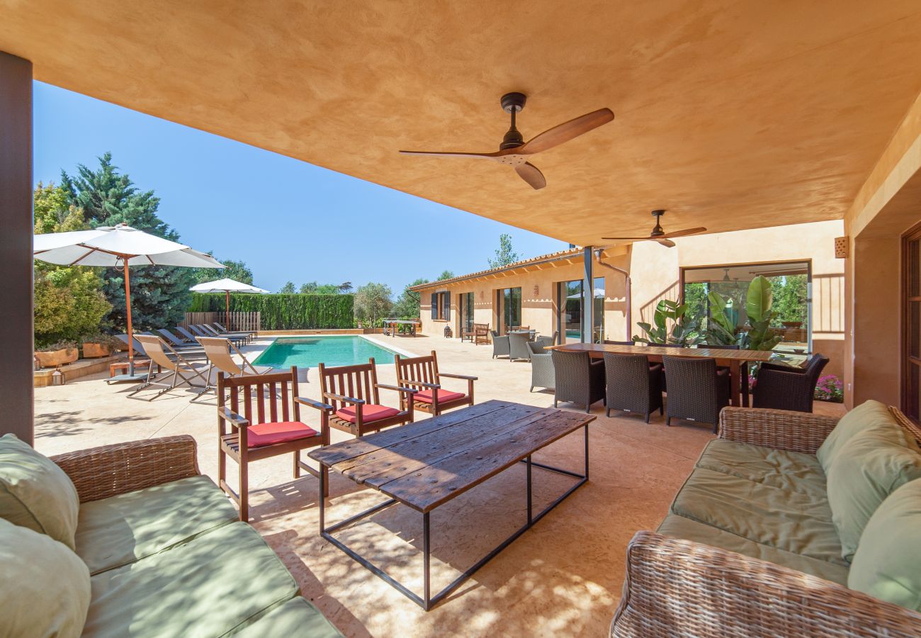 Casa en Campos - Casa de vacaciones Can Riera Elegante alojamiento con piscina para 12 personas cerca de la playa de Es Trenc