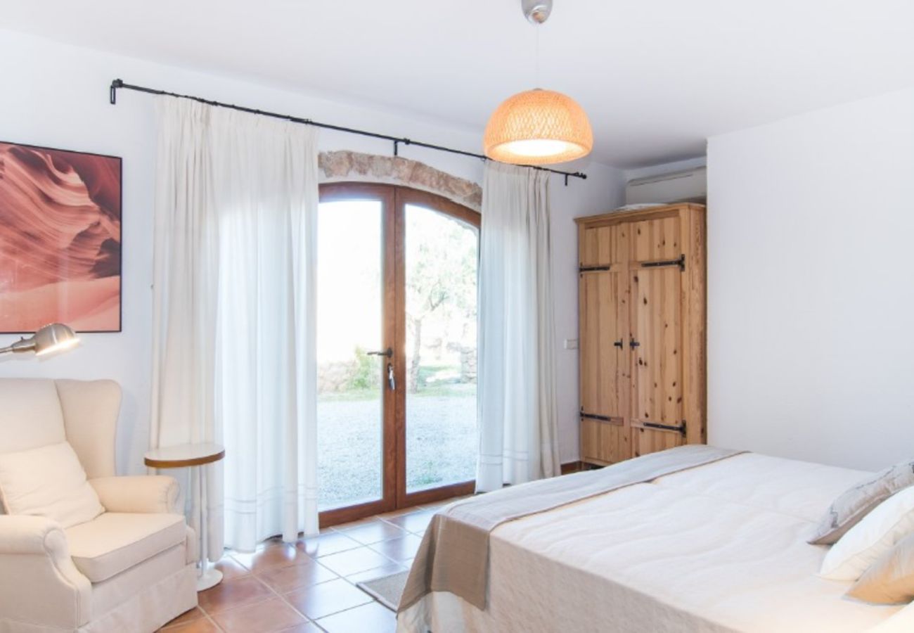 Casa en Campos - Casa de vacaciones Can Riera Elegante alojamiento con piscina para 12 personas cerca de la playa de Es Trenc