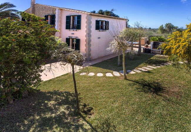Casa en Santanyi - Casa Munch Disfruta de la naturaleza y la tranquilidad con piscina privada en Santanyí, disponible para alquiler mensual Casa en Santanyi - Casa Munch Disfruta de la naturaleza y la tranquilidad con piscina privada en Santanyí, disponible para alquiler mensual