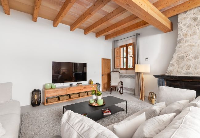 Casa en Santanyi - Casa Munch Disfruta de la naturaleza y la tranquilidad con piscina privada en Santanyí, disponible para alquiler mensual Casa en Santanyi - Casa Munch Disfruta de la naturaleza y la tranquilidad con piscina privada en Santanyí, disponible para alquiler mensual