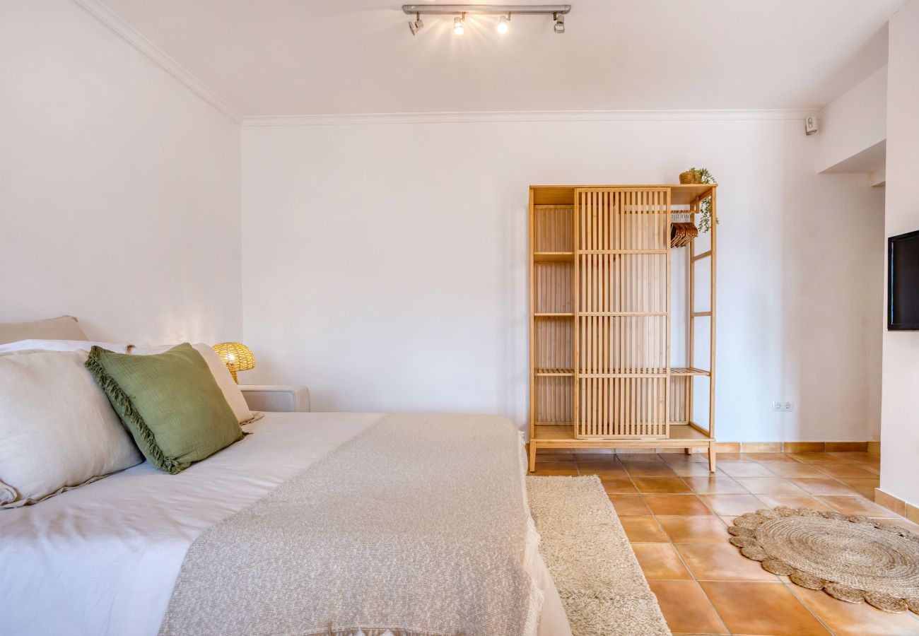 Estudio en Puigpunyent - Estudio de trabajo en la Sierra de Tramuntana (Mallorca) en alquiler mensual