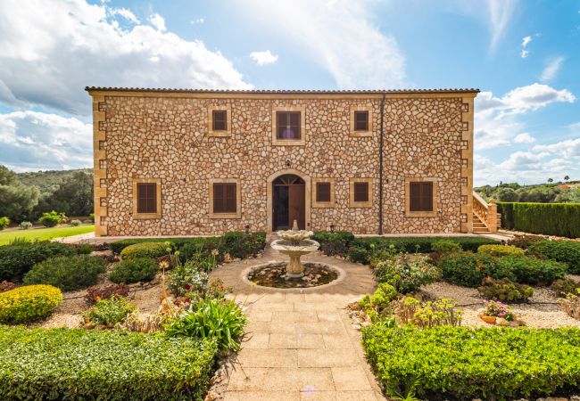 Finca en Son Carrió - Finca Es Molinet Nou casa vacaciones con encanto y piscina privada en Son Carrió, Mallorca Finca en Son Carrió - Finca Es Molinet Nou casa vacaciones con encanto y piscina privada en Son Carrió, Mallorca