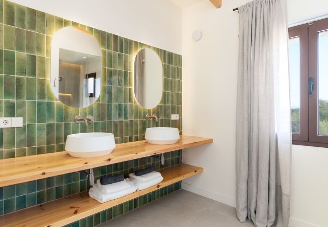 Villa en Ses Salines - Villa Olivo casa vacacional moderna con piscina en Mallorca cerca de Ses Salines y Es Trenc Villa en Ses Salines - Villa Olivo casa vacacional moderna con piscina en Mallorca cerca de Ses Salines y Es Trenc