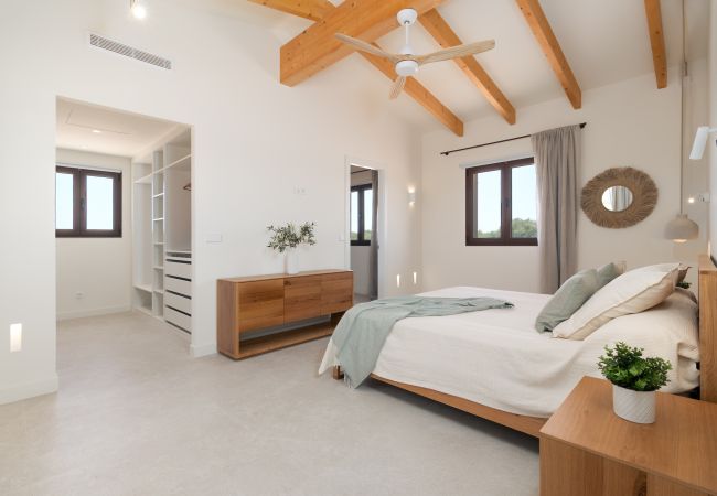 Villa en Ses Salines - Villa Olivo casa vacacional moderna con piscina en Mallorca cerca de Ses Salines y Es Trenc Villa en Ses Salines - Villa Olivo casa vacacional moderna con piscina en Mallorca cerca de Ses Salines y Es Trenc