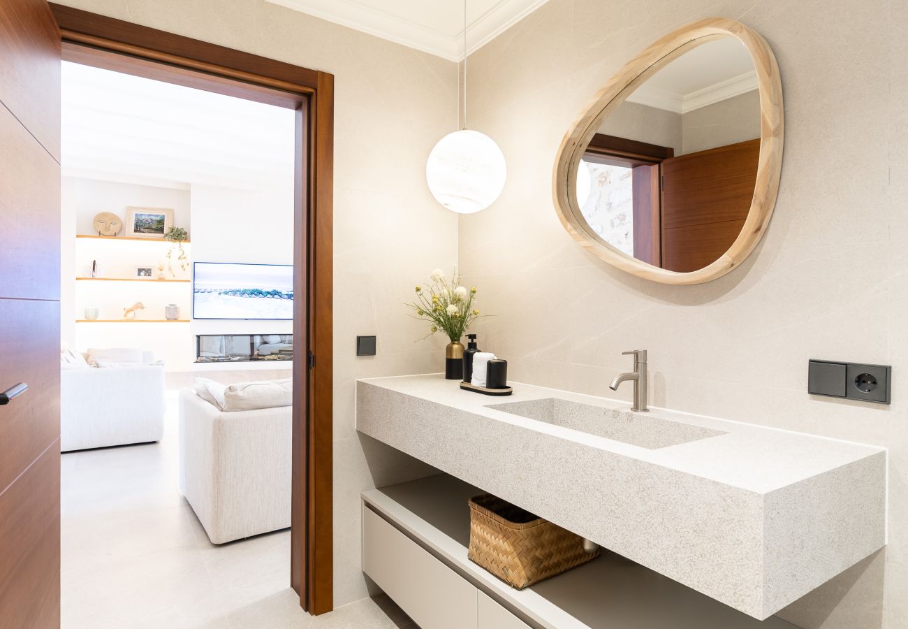 Casa en Ses Salines - S’Olivera, casa moderna con piscina en Ses Salines en alquiler mensual en Mallorca
