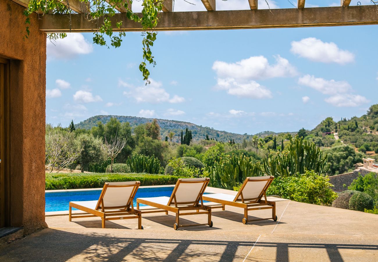 Casa en Cas Concos - Can Pessal casa de vacaciones en la montaña con piscina privada cerca de Es Carritx Mallorca