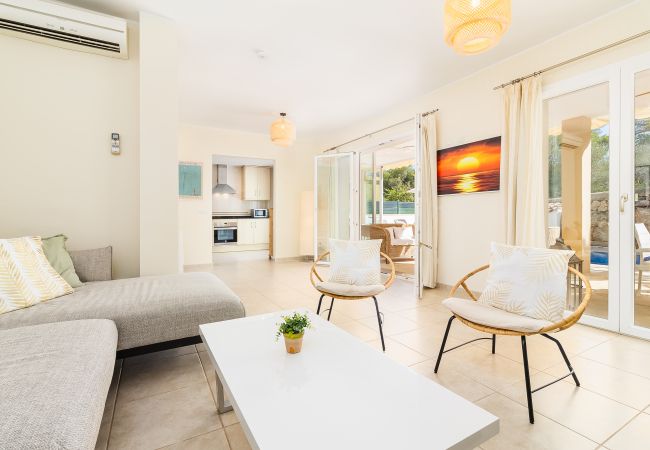 Villa en Cala Murada - Villa Occitania Mallorca moderna casa de vacaciones en Cala Murada con piscina para 8 personas Villa en Cala Murada - Villa Occitania Mallorca moderna casa de vacaciones en Cala Murada con piscina para 8 personas