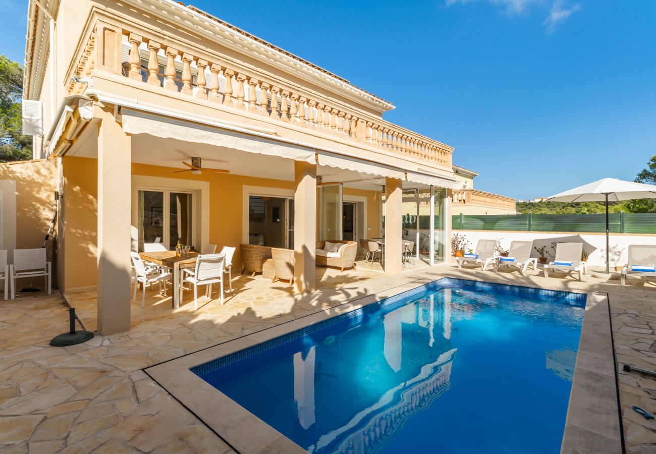 Casa en Manacor - Villa Occitania Mallorca moderna casa de vacaciones en Cala Murada con piscina para 8 personas