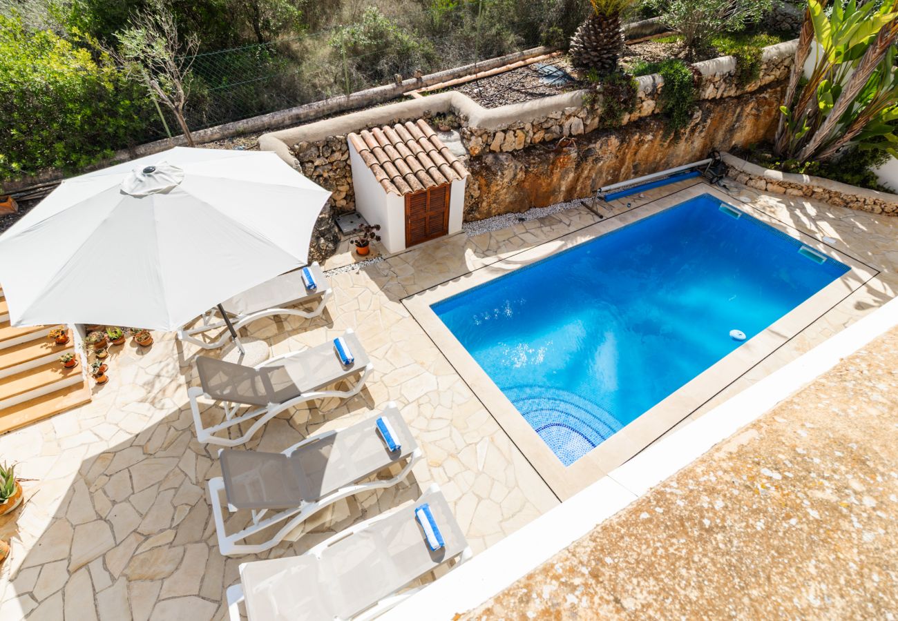 Casa en Manacor - Villa Occitania Mallorca moderna casa de vacaciones en Cala Murada con piscina para 8 personas