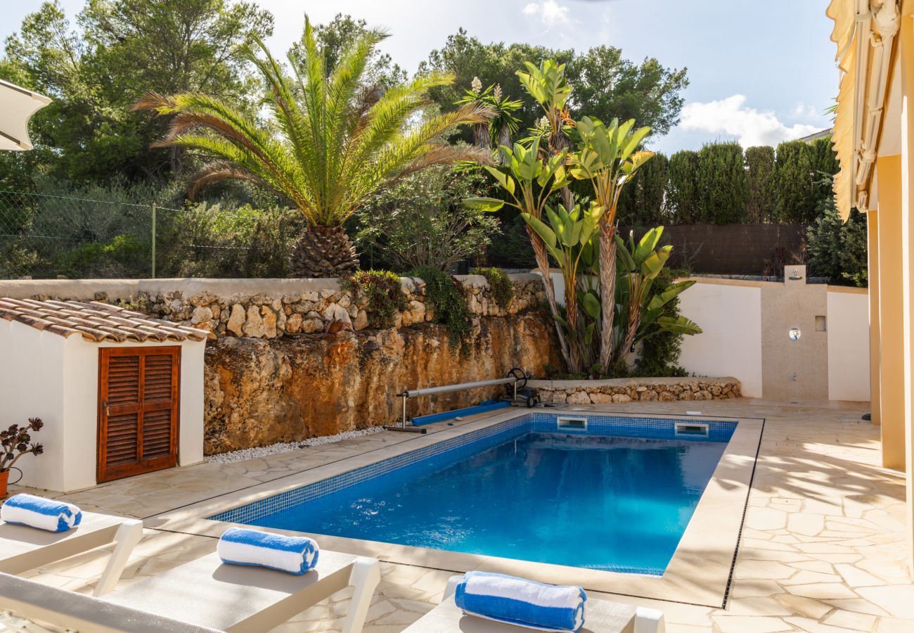 Casa en Manacor - Villa Occitania Mallorca moderna casa de vacaciones en Cala Murada con piscina para 8 personas