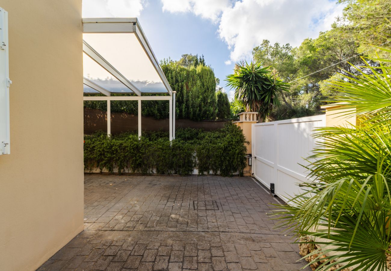 Casa en Manacor - Villa Occitania Mallorca moderna casa de vacaciones en Cala Murada con piscina para 8 personas