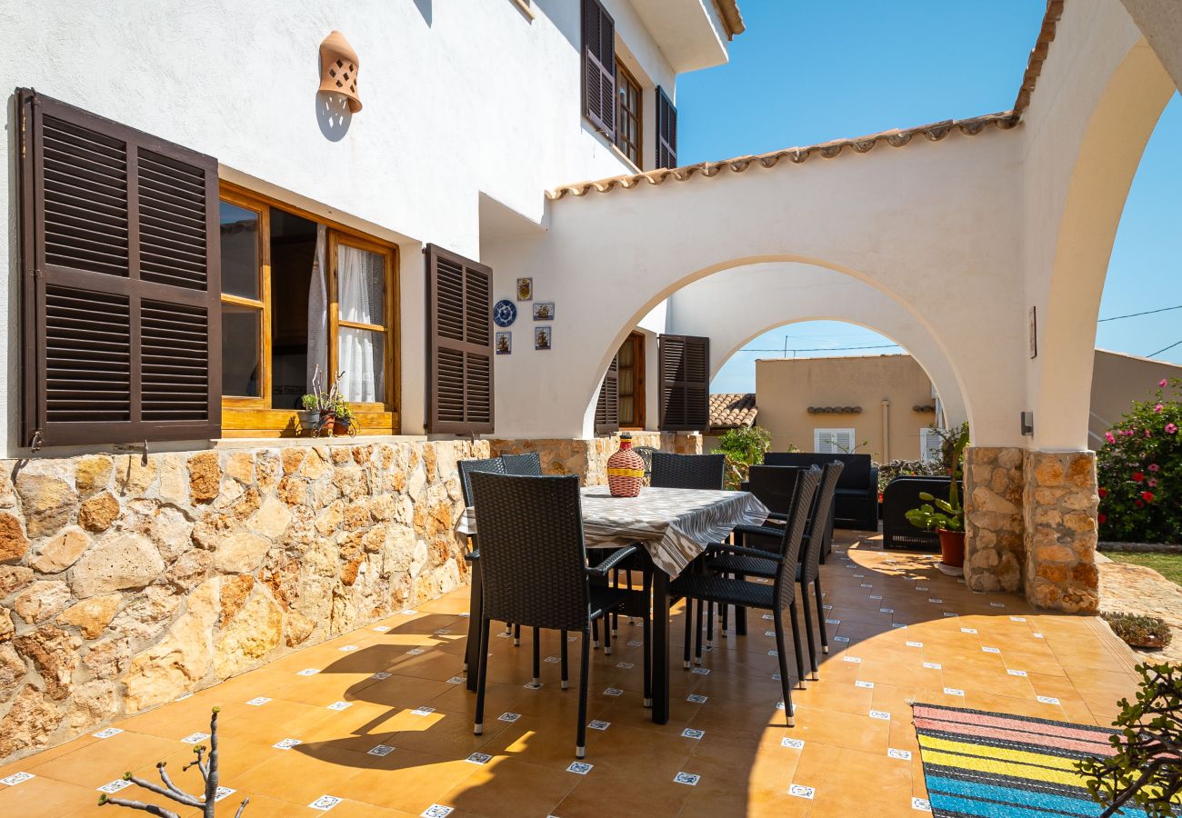 Casa en Cala Llombards - Casa Vacacional Can Monxu en Cala Llombards con Piscina y Vistas al Mar