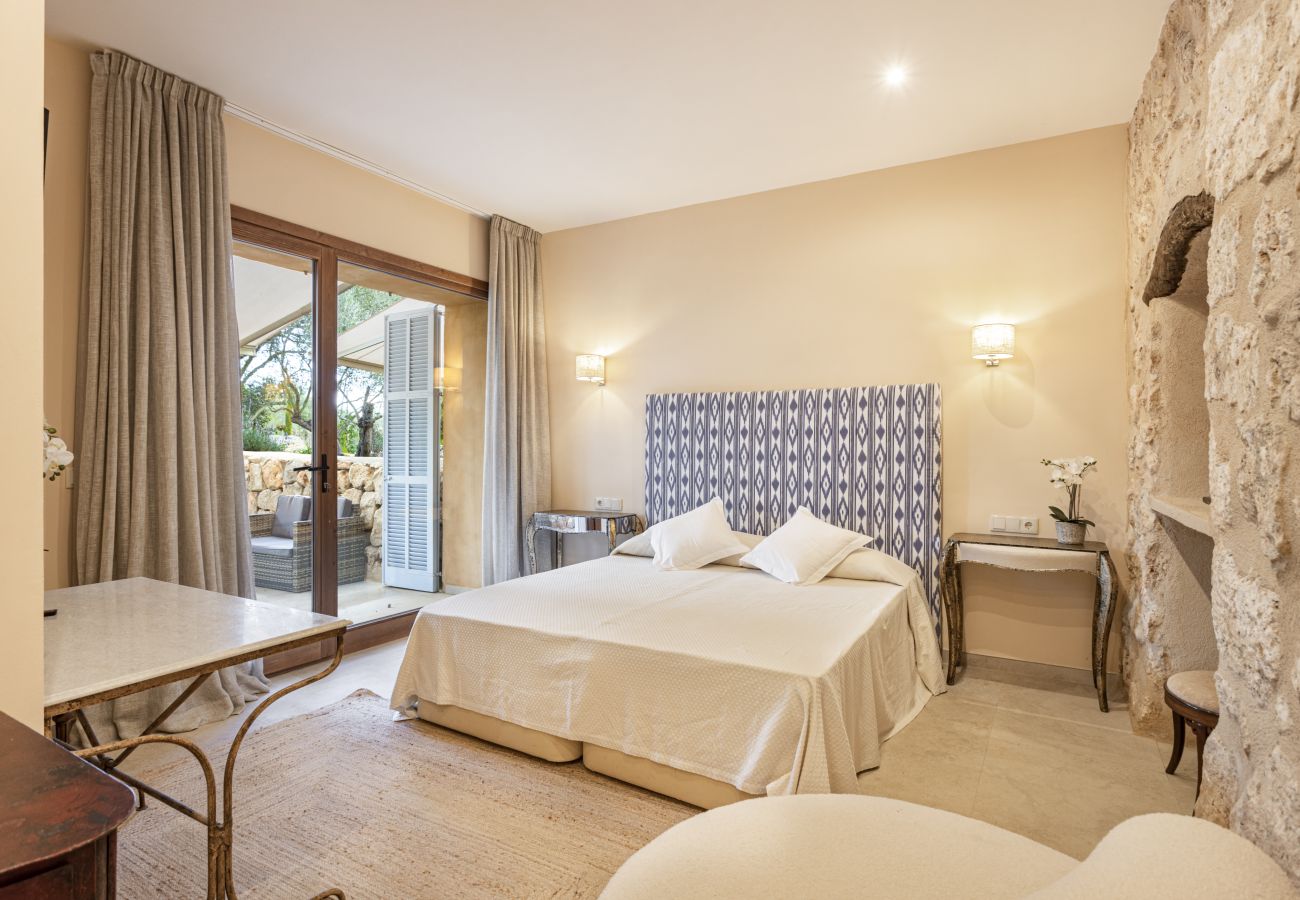 Finca en LLucmajor - Finca Terra Vella finca de lujo con hasta 11 dormitorios en alquiler mensual en Mallorca