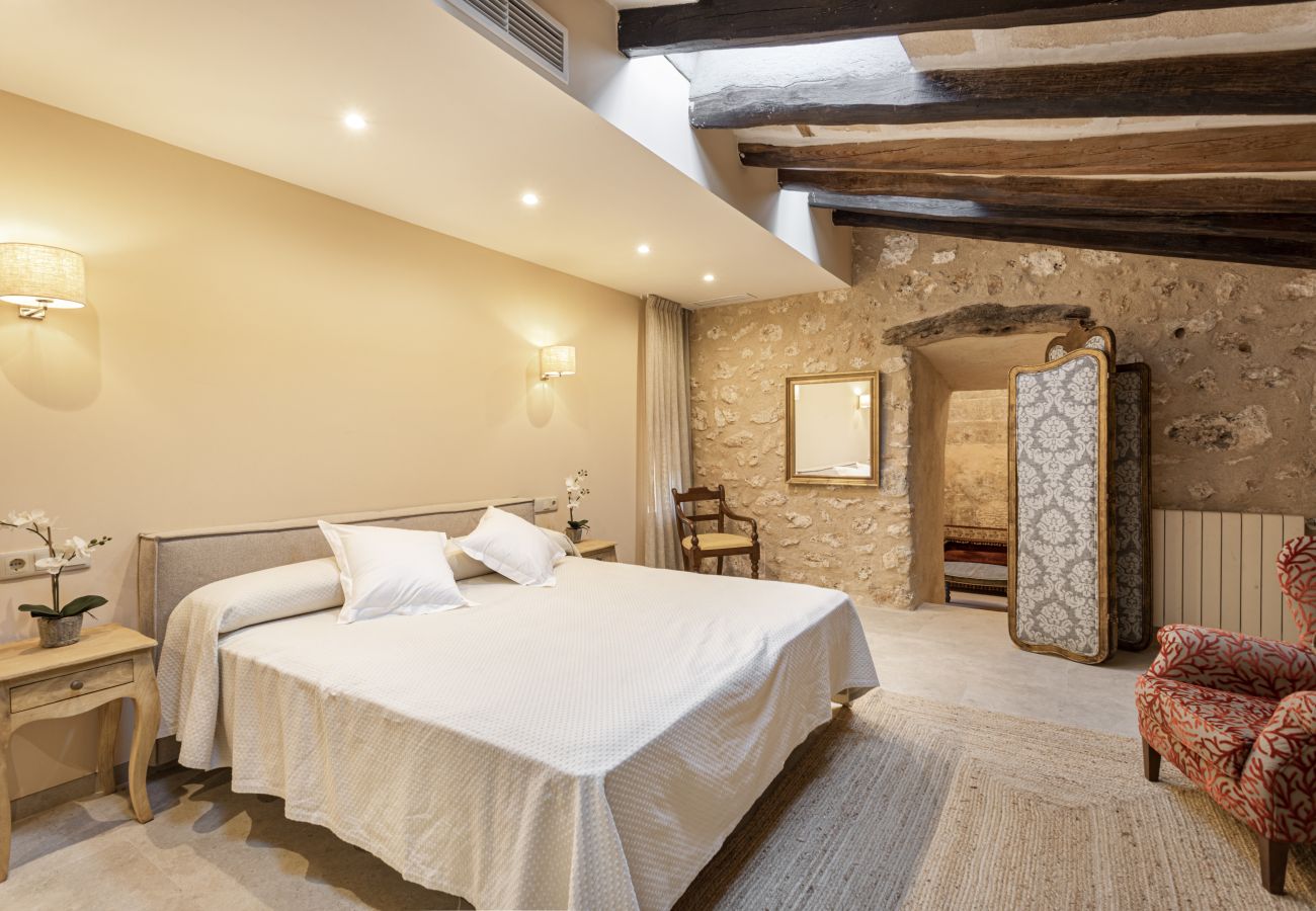 Finca en LLucmajor - Finca Terra Vella finca de lujo con hasta 11 dormitorios en alquiler mensual en Mallorca