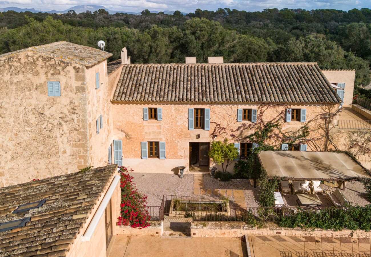 Finca en LLucmajor - Finca Terra Vella finca de lujo con hasta 11 dormitorios en alquiler mensual en Mallorca