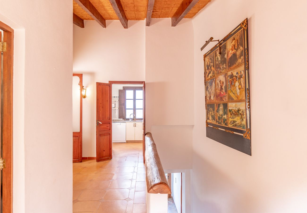 Finca en Manacor - Casa vacacional El Castillo con piscina para 12 personas cerca de Manacor en Mallorca