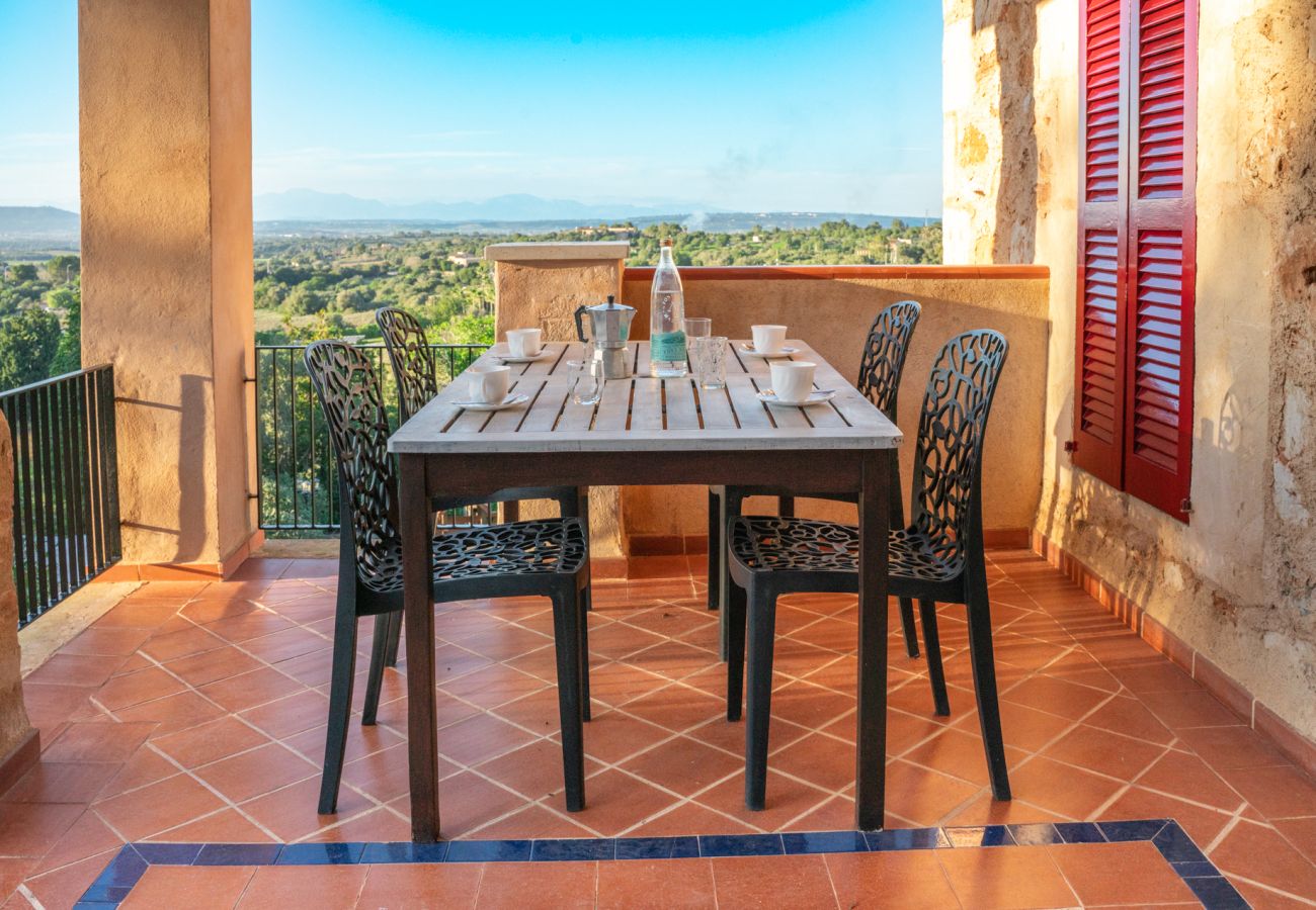 Finca en Manacor - Casa vacacional El Castillo con piscina para 12 personas cerca de Manacor en Mallorca