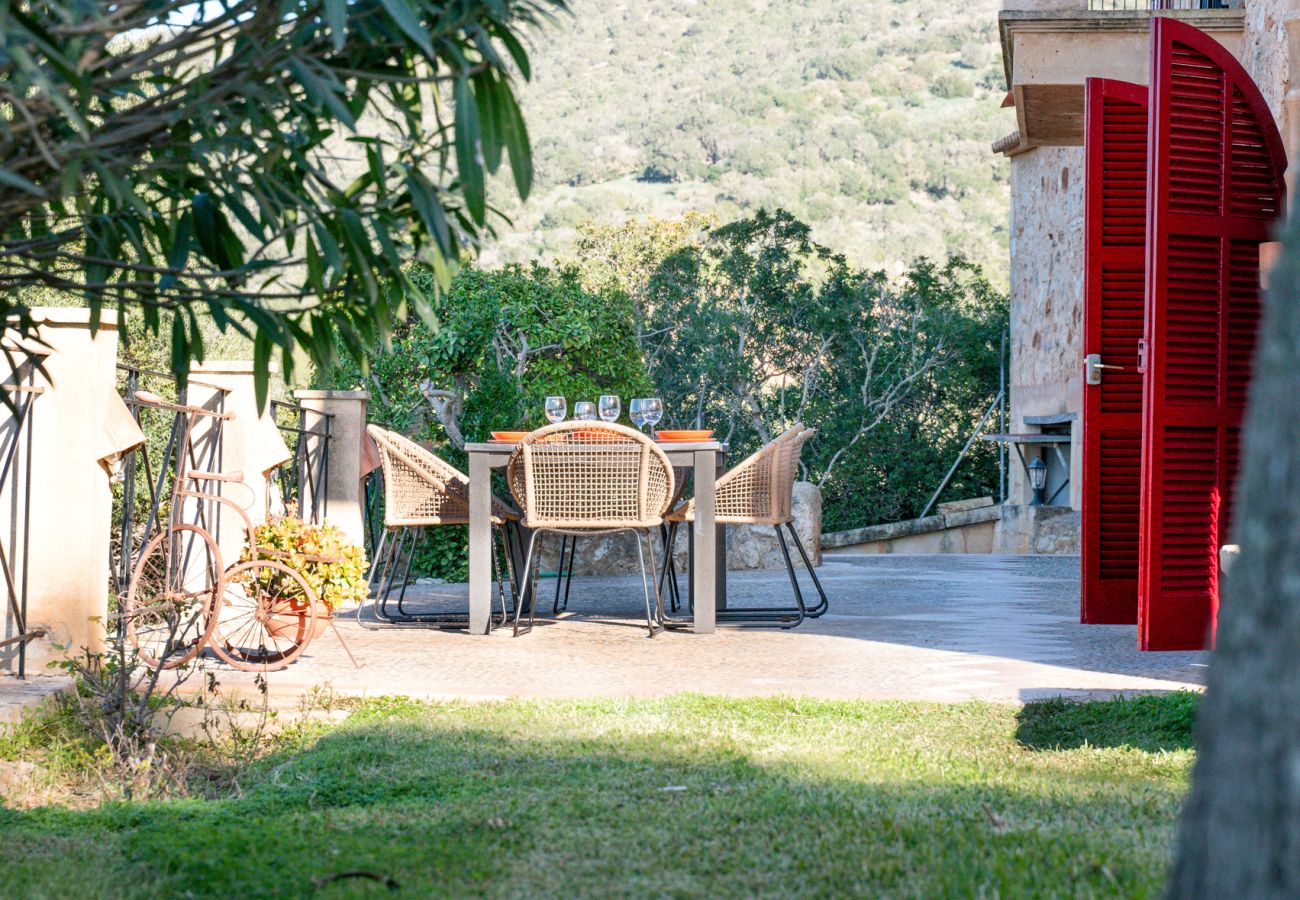 Finca en Manacor - Casa vacacional El Castillo con piscina para 12 personas cerca de Manacor en Mallorca