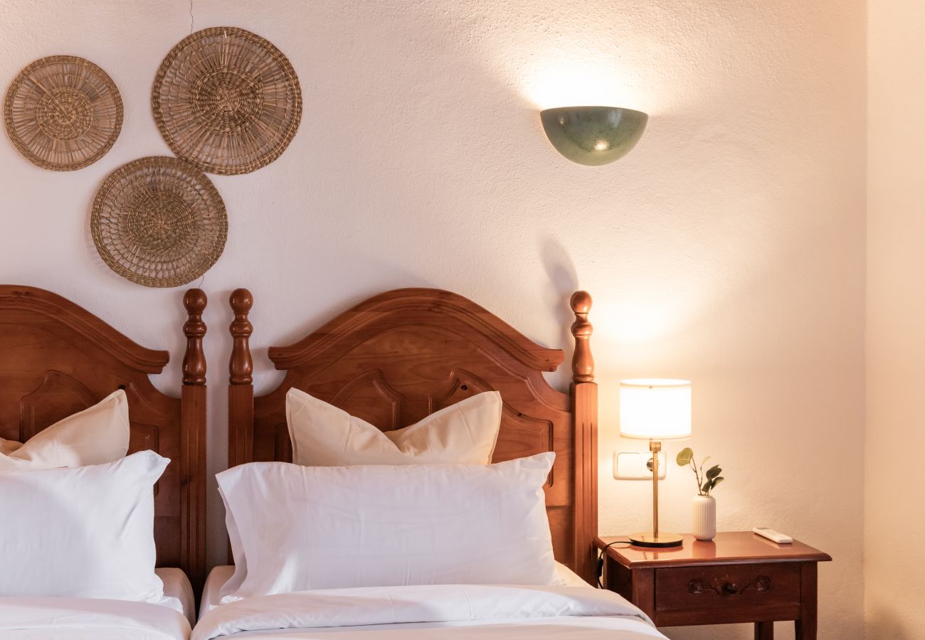 Finca en Manacor - Casa vacacional El Castillo con piscina para 12 personas cerca de Manacor en Mallorca