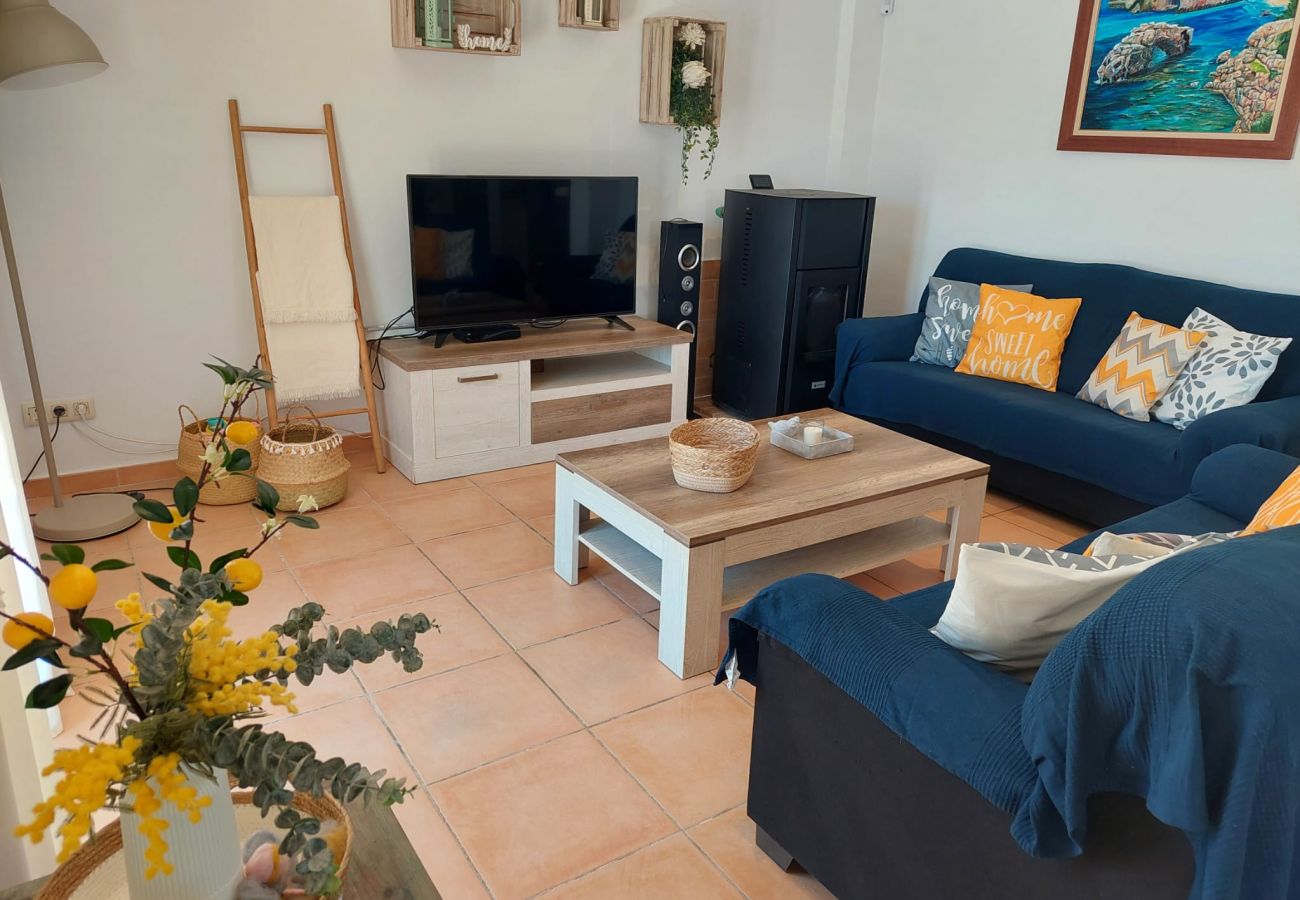 Casa en Es Llombards - Casa de vacaciones en Cala Llombards con piscina y vistas al mar cerca de Santanyí, Mallorca