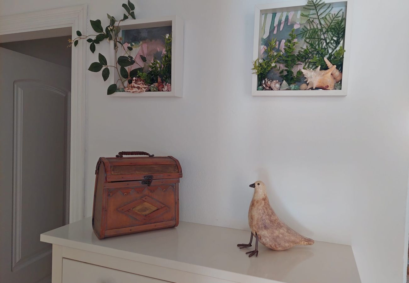 Casa en Es Llombards - Casa de vacaciones en Cala Llombards con piscina y vistas al mar cerca de Santanyí, Mallorca