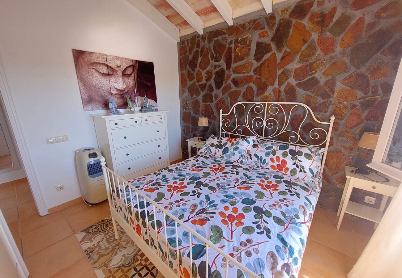 Casa en Es Llombards - Casa de vacaciones en Cala Llombards con piscina y vistas al mar cerca de Santanyí, Mallorca